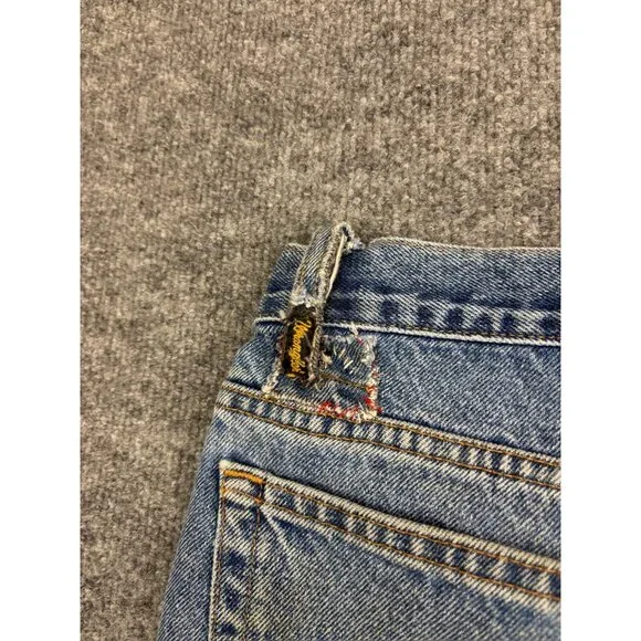 Vintage Levi's 540 Relaxed Jeans Men's W40 Blue Denim Tapered Leg Leather Patch - Picture 12 of 13